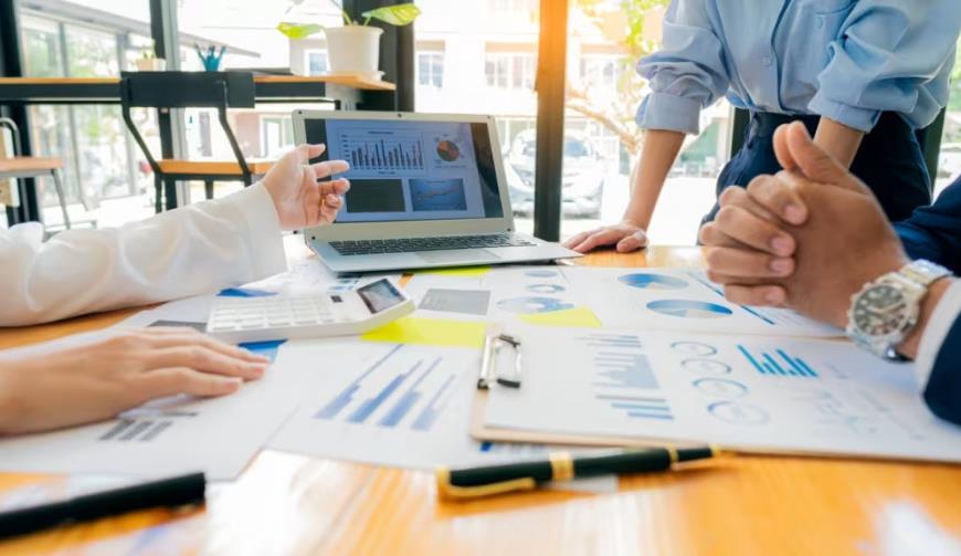 AI驱动变革：稻城县AI开发如何深度洞察企业业务流程